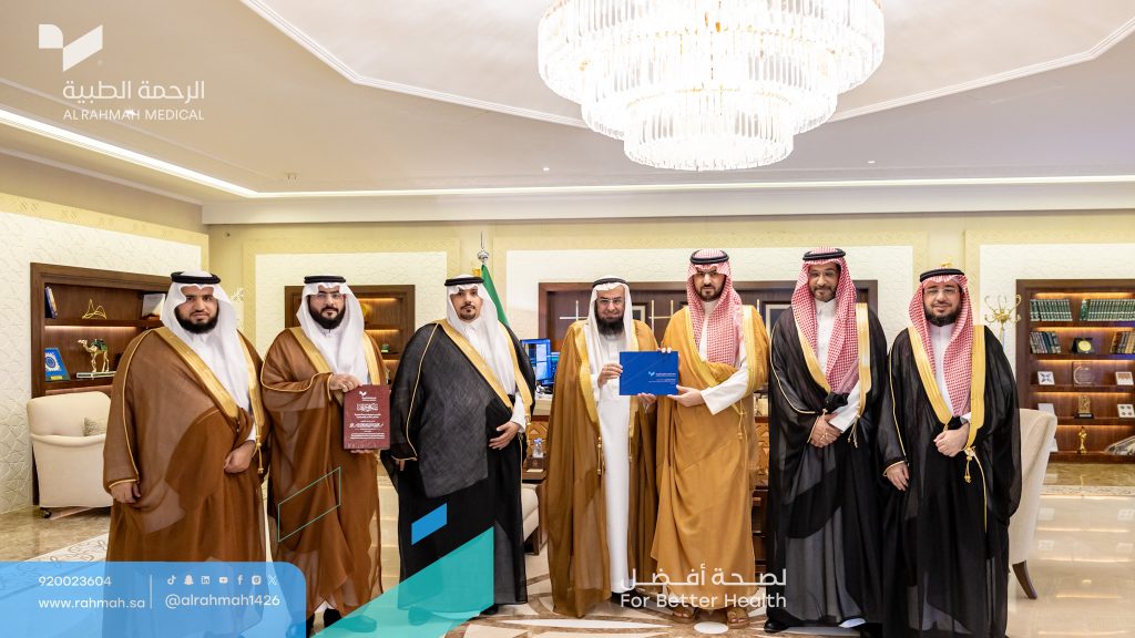 جمعية الرحمة الطبية تستقبل طلاب جامعة نجران وتقدّم لهم عرضًا تعريفيًا وورشة عمل تخصصية